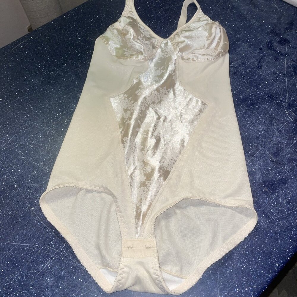 Vintage 80s Honors Intimates Ivory Mesh/Satin French Cut Bodysuit Lingerie 34B